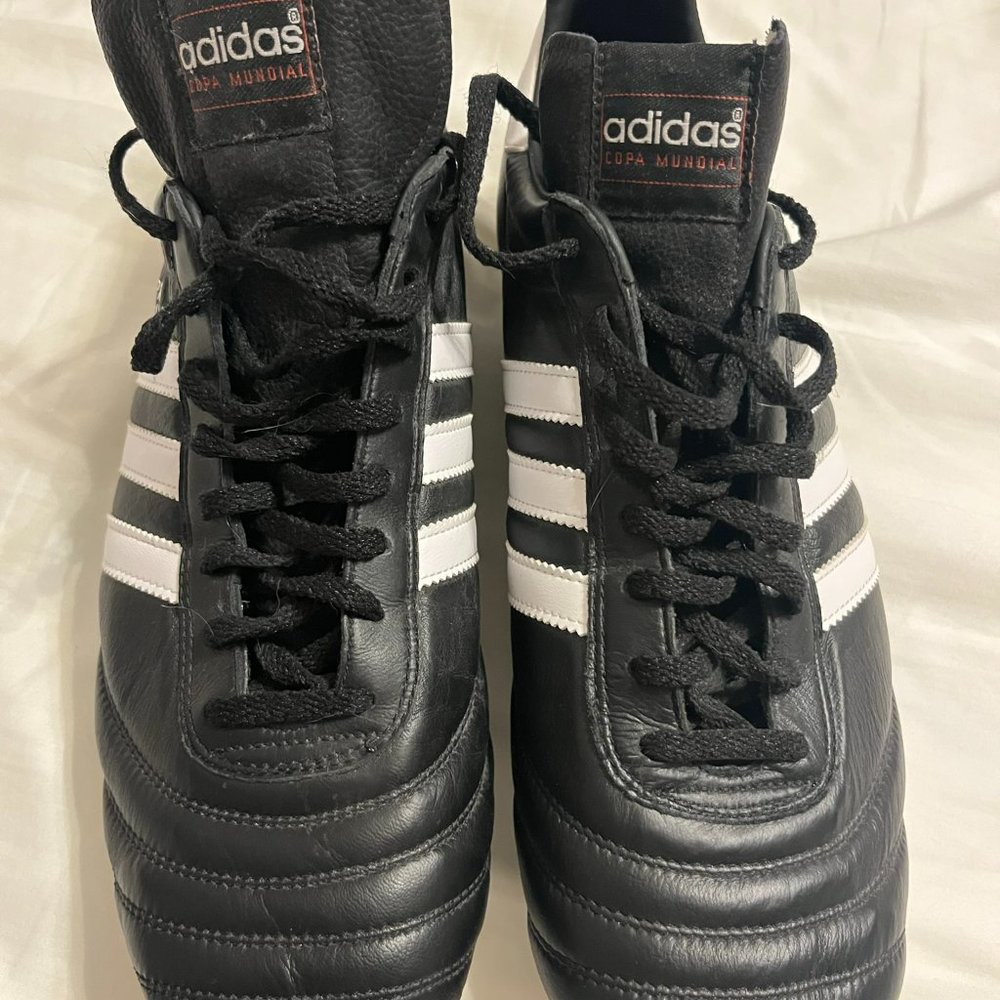 Adidas Copa Mundial black and white men's cleat